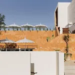 Silver Lake Pool & Inn