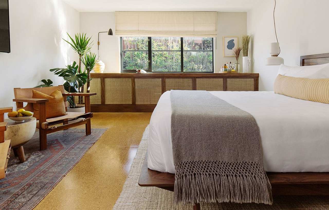 Hotel Silver Pool & Los Angeles